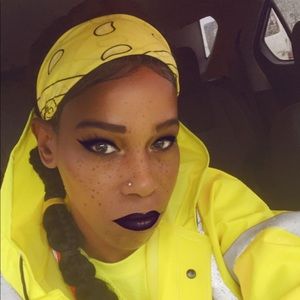 Meet your Posher, Yolanda